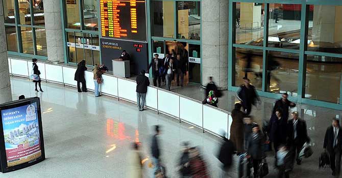 'AB ile vizelerin kaldırılması psikolojik engeli kaldıracak'