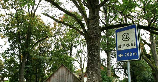 Bu ülkenin anayasasında ücretsiz internet var