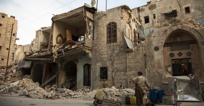 Muhalif Gruplar Suriye'ye saldırı başlattı