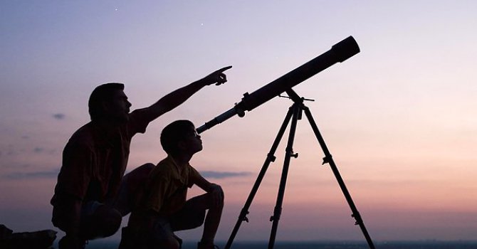 Merkür, Dünya ve Güneş'in Arasından Geçmeye Hazırlanıyor