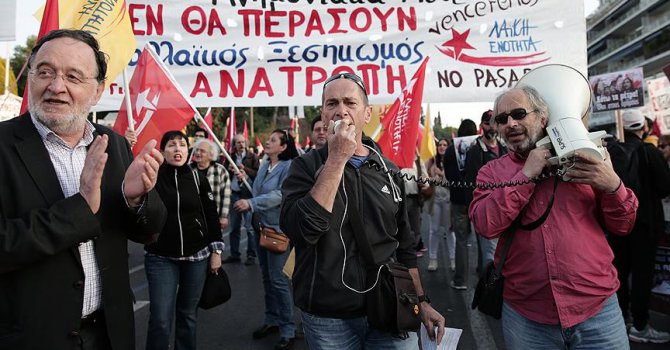 Yunanistan'da 'kemer sıkma' karşıtı gösteri