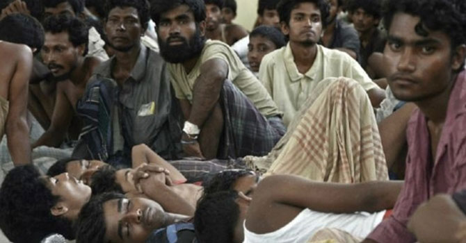 Arakanlılar: Hayvan muamelesi görüyoruz