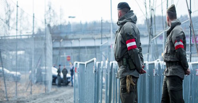 Avusturya′da aşırı sağcıların yükselişi Avrupa’yı korkuttu