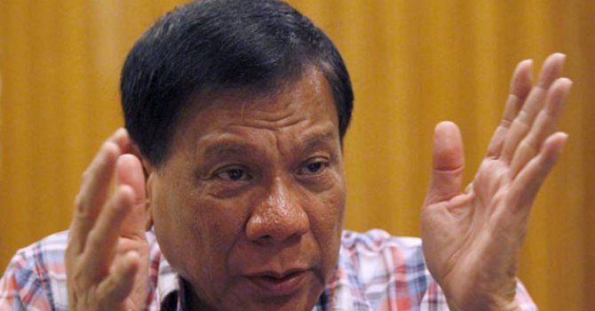 Duterte'den BM gözlemcisine sert tepki