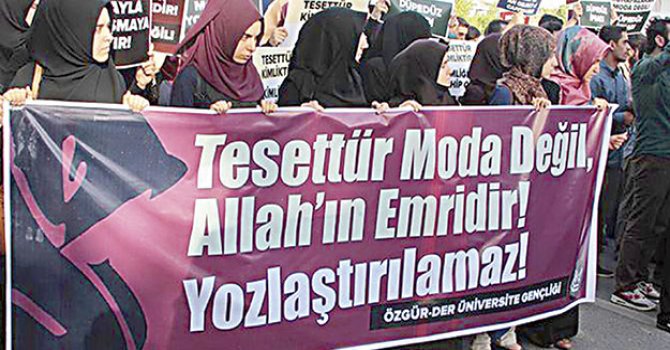 Başörtüsü modayla yozlaştırılamaz