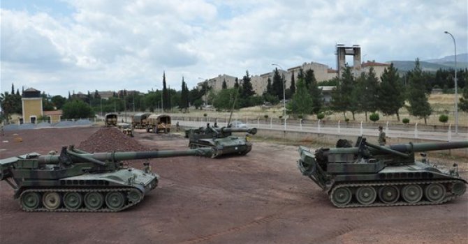 Suriye sınırında büyük hareketlilik