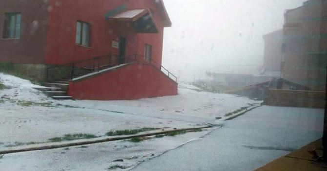 Bursa'ya kar yağdı!