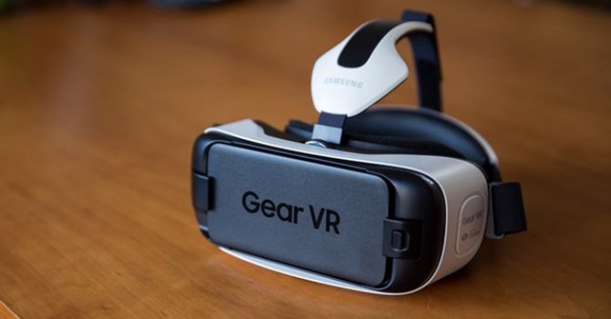 Samsung Gear VR İçin Kontrolör Geliştiriyor Olabilir