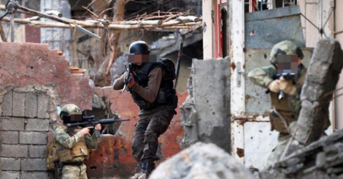 Terör örgütü PKK belini doğrtulamayacak