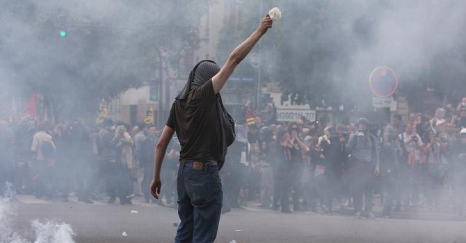 Fransa yeni bir grev dalgasıyla karşı karşıya