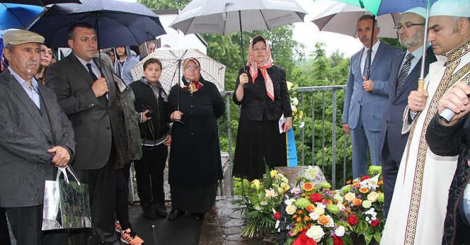 Solingen kurbanları 23 yıl sonra anıldı