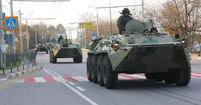 Rusya Kırım'a askeri yığınak yapmaya devam ediyor