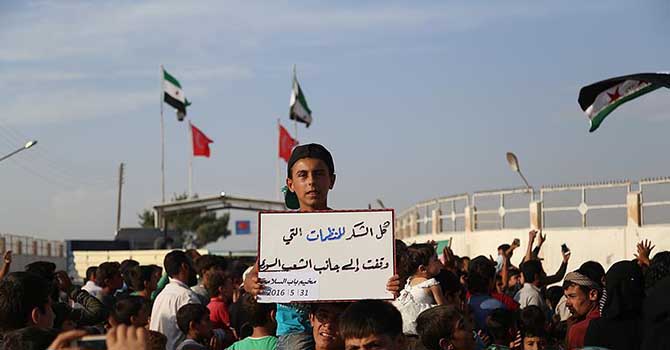 Suriyelilerin vatandaş yapılmasına başlandı