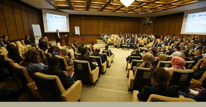 İslam'ı anlamak için de insanı anlamak gerekiyor