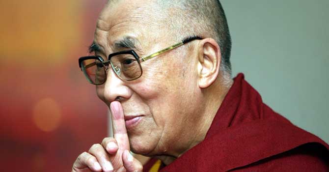 Dalay Lama hastaneye kaldırıldı