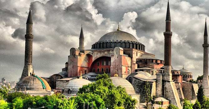Ve Ayasofya Kur'an-ı Kerim ile buluşuyor