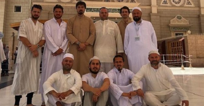 Ünlü Kaleci Tolga Zengin de "Umre'de"