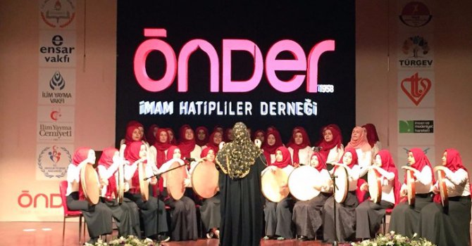 İmam Hatipliler bilim sanat şenliğinde!
