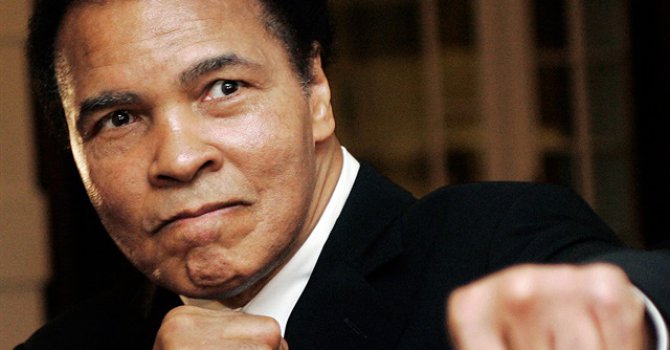 Muhammed Ali hastaneye kaldırıldı