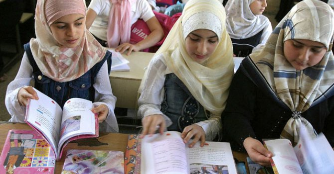 Fransa İlkokullarına Arapça eğitimi yolda