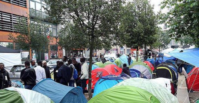Paris’te sığınmacı kampında tüberküloz vakası!