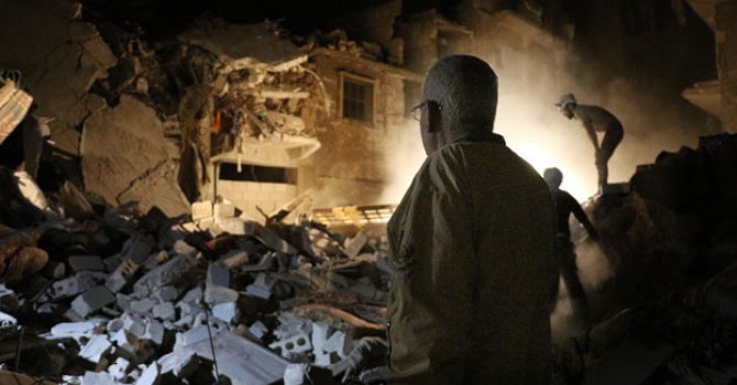 Katil Esed ve Putin iftar saati bomba yağdırdı