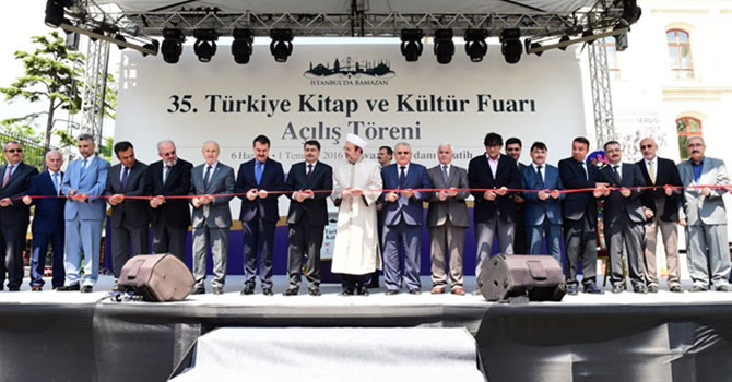 Bütün kitaplar Kur'an-ı Kerim'i okumak ve anlamak içindir