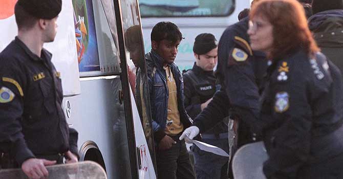 Avrupa Adalet Divanı'ndan kaçak göçmen kararı