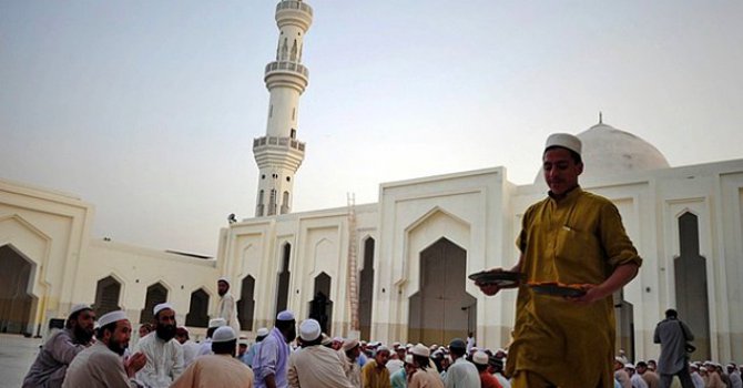 Dünya'dan Ramazan Manzaraları (Foto Galeri)