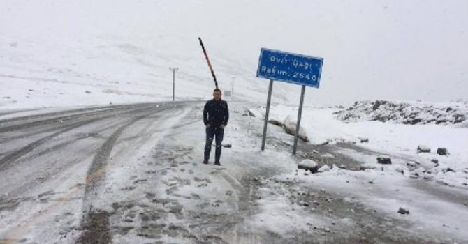 Rize'ye Haziran Ayı'nda kar bereketi