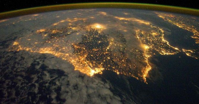 400 Km Yükseklikten Dünya'yı Canlı Canlı İzleyebilirsiniz