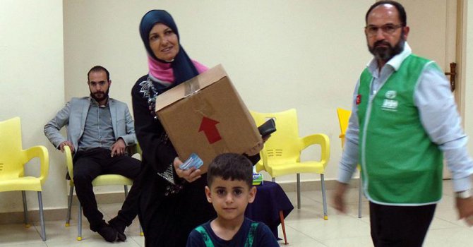 İHH'dan Lübnan'daki mültecilere ramazan yardımı