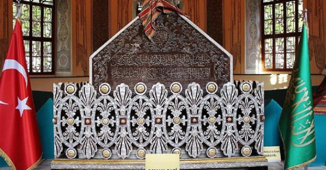 Osmangazi Türbesi restore edildi