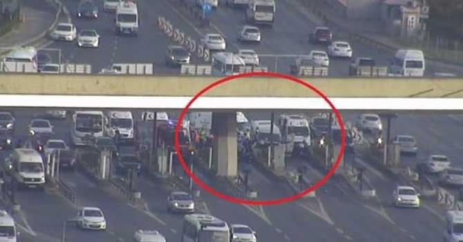 Boğaziçi Köprüsü'nde Avrupa Anadolu yönünde trafik felç