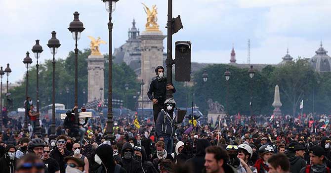 Paris Valiliğinden sendikalara 'Yürümeyin' çağrısı