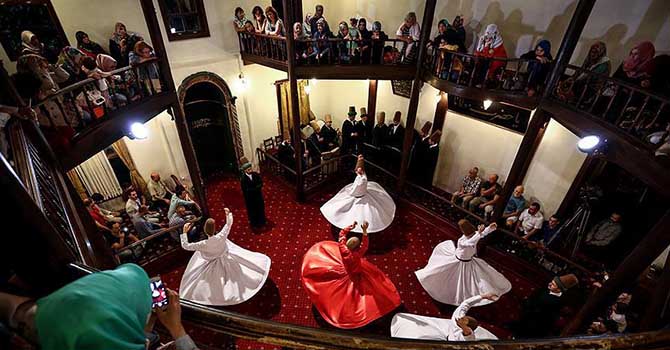 'Osmanlı payitahtı'nda sema gösterisine ilgi yoğunluğu