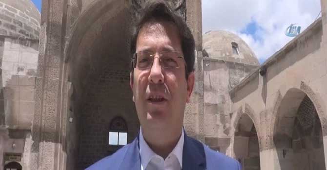 14’üncü yüzyıldan kalma Zinciriye Medresesinde eğitimler devam ediyor