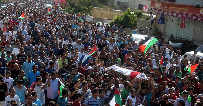 İsrail askerlerinin vurduğu Filistinli çocuğun cenazesi defnedildi