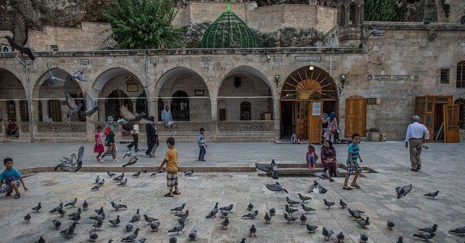 Hazreti İbrahim'in makamı yenilendi