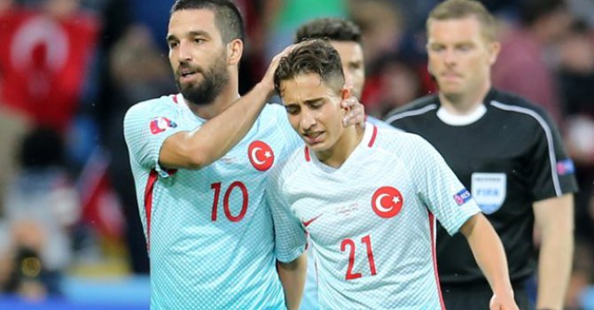 Emre Mor'dan 'İstiklal Marşı' açıklaması
