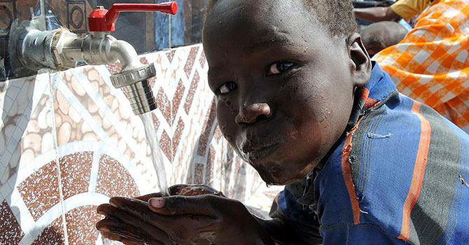 Su için günde 20 kilometre yol katediyorlar