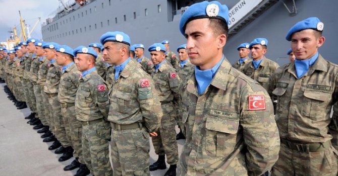 Lübnan'daki Türk askerinin görev süresi uzatıldı