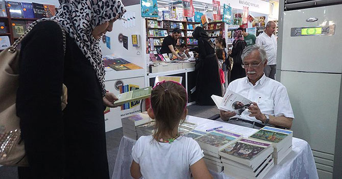 Çocuklar en çok Peygamberi (asm) anlatan kitapları okuyor