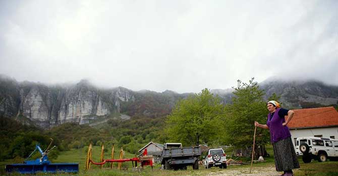 Bosna'da 'bulutlara dokunan' aile