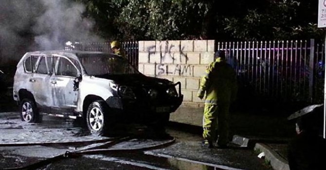 Avustralya'da camiye saldırı