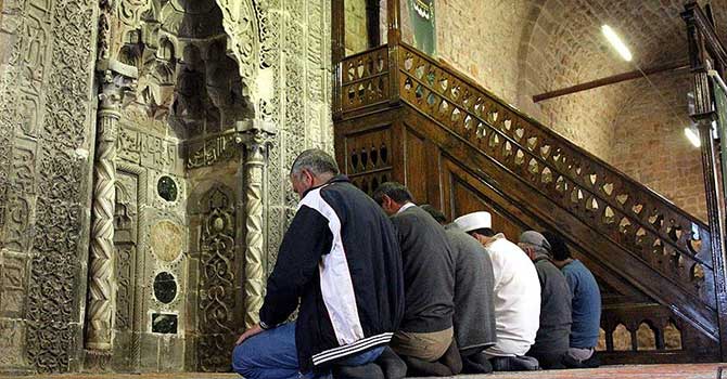 İzmir Ramazan Bayramı namaz saati kaçta? 2016