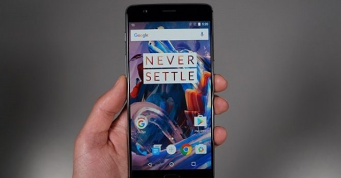 Çinli telefon üreticisi OnePlus'tan dev ekranlı telefon geliyor