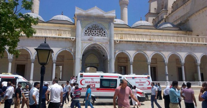 Camideki eylemcinin üzerinden el yapımı bomba çıktı