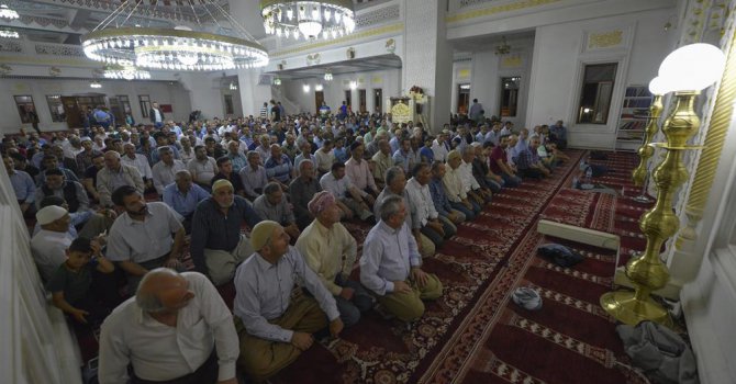 Kadir Gecesi'nde camiler doldu