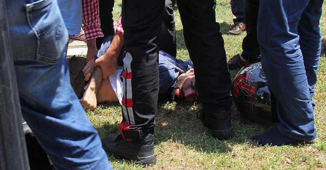 Camide 'üzerimde bomba var' diye bağıran zanlı adliyede